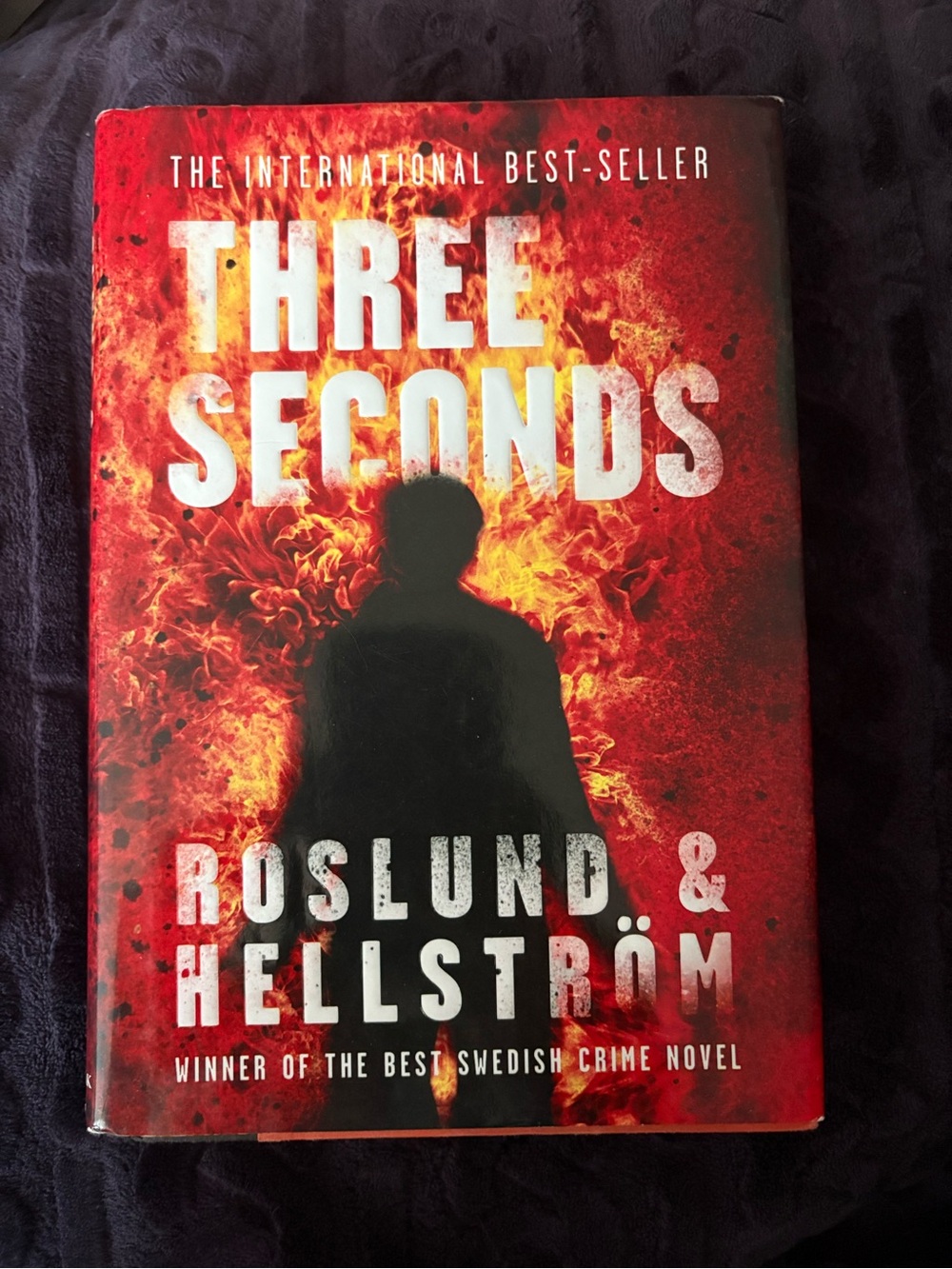 Three Seconds by Roslund & Hellström - Red/Black Hardcover